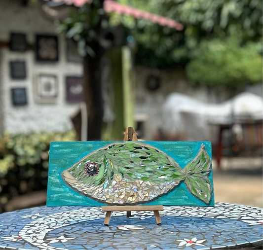 GREEN FISH IN TURQUOIZE WATERS